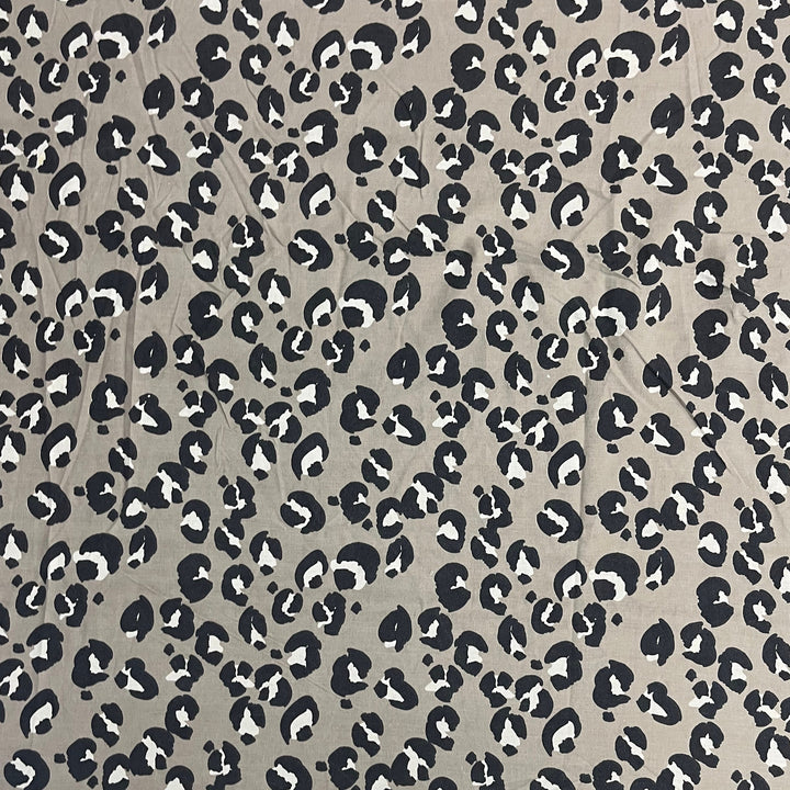 T777